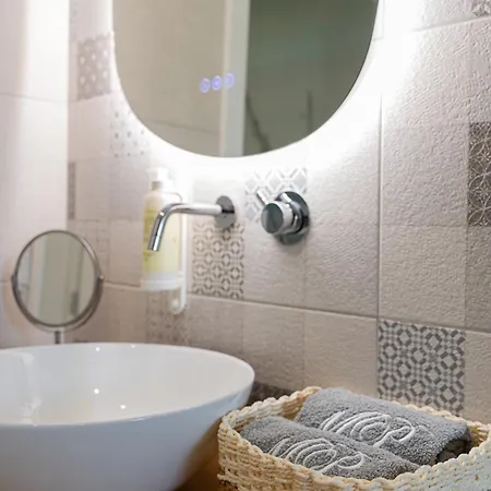 Aqua By Mp Aparthotel 4*