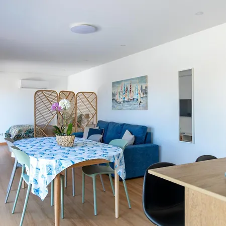 Apart-hotel Aqua By Mp